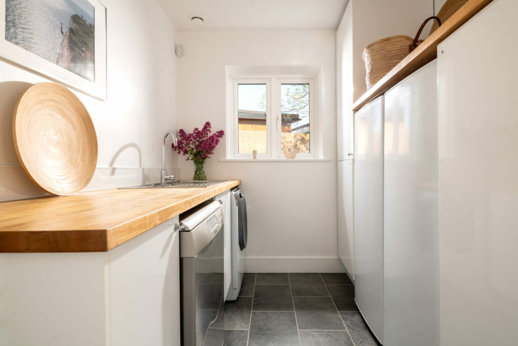 The Studio Holiday Cottage @ Pevensey Bay - The Utility